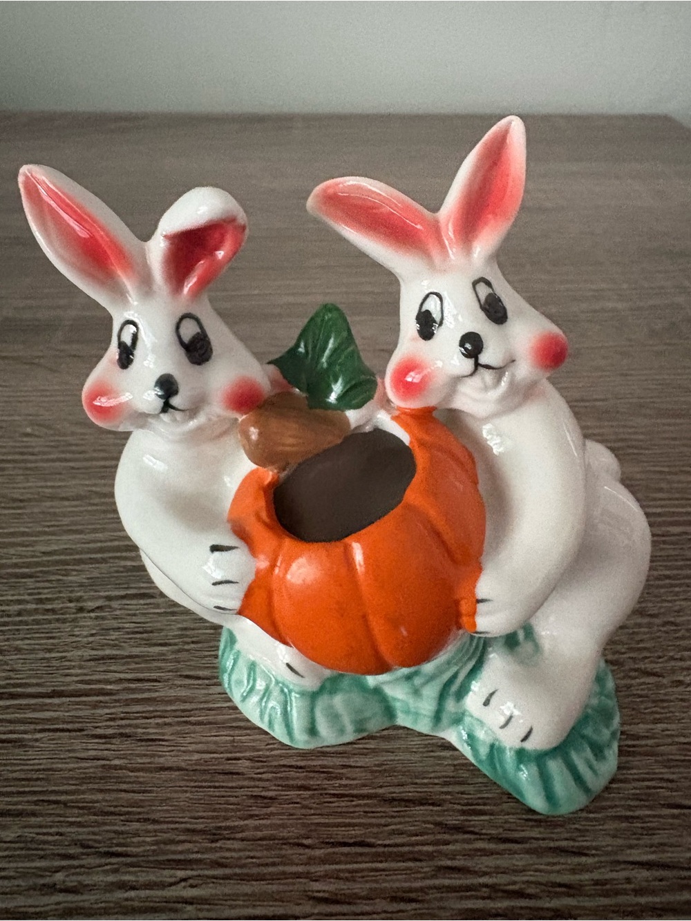 Vintage 2 Rabbits Bunnies Holding Top of a Carrot Fugurine - Gently Used